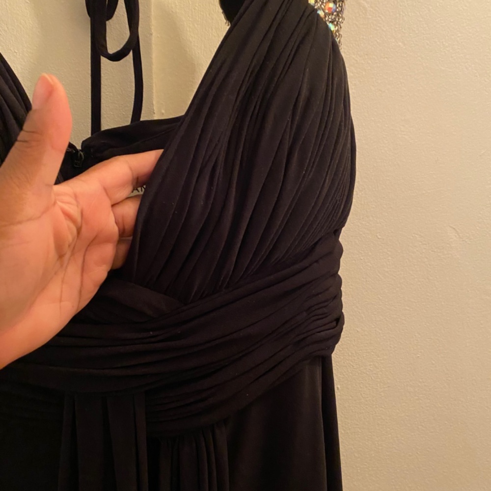 Dress - Picture 6 of 7